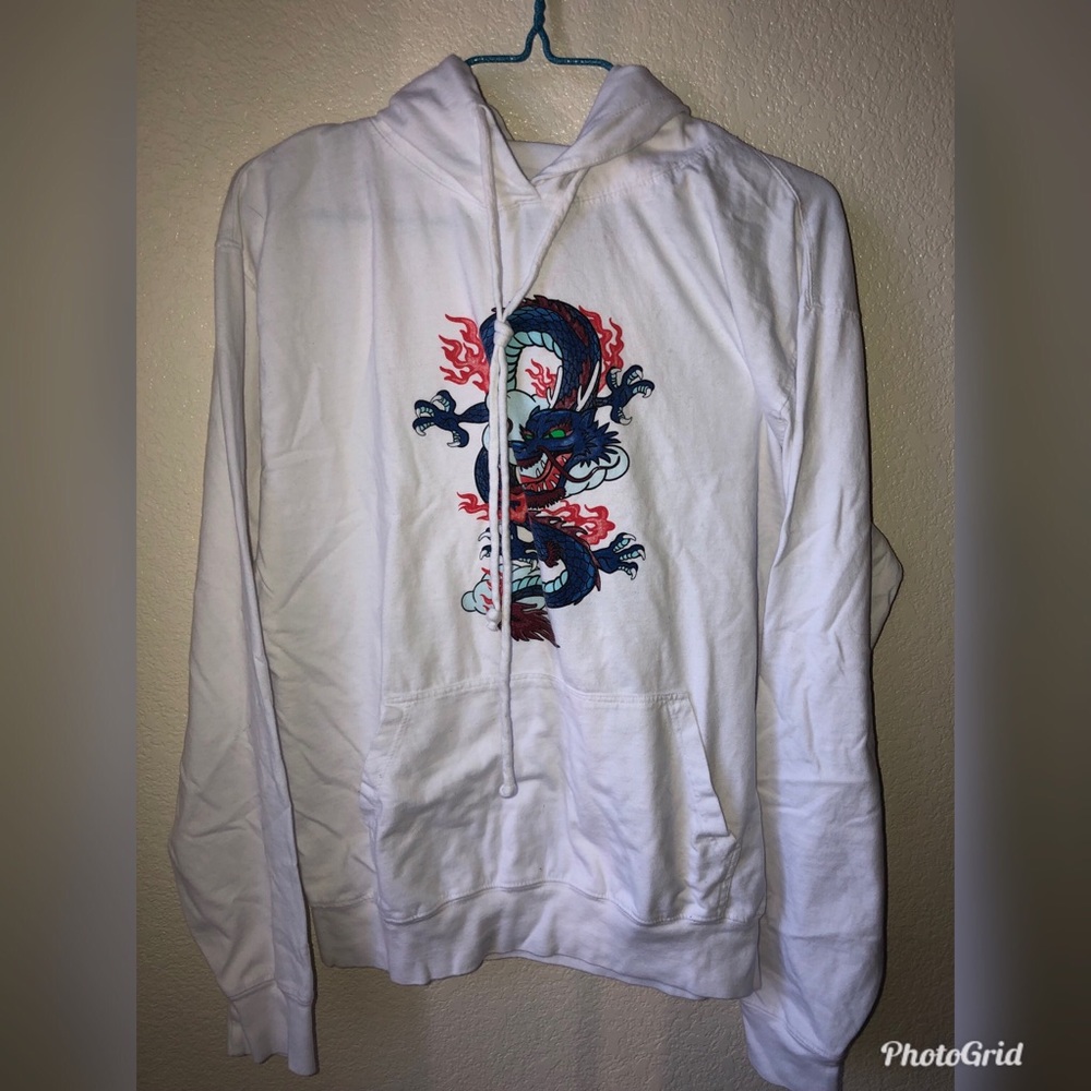Brandy Melville Graphic sweater